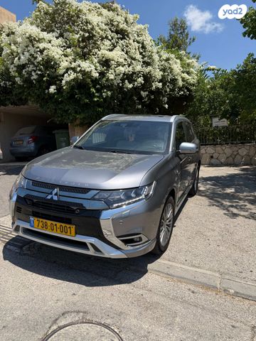 מיצובישי אאוטלנדר