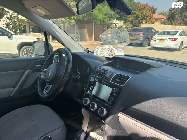 מודעת רכב סובארו פורסטר