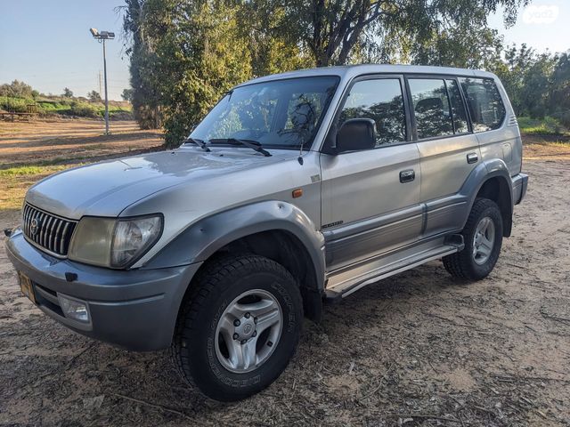 מודעת רכב טויוטה לנד קרוזר