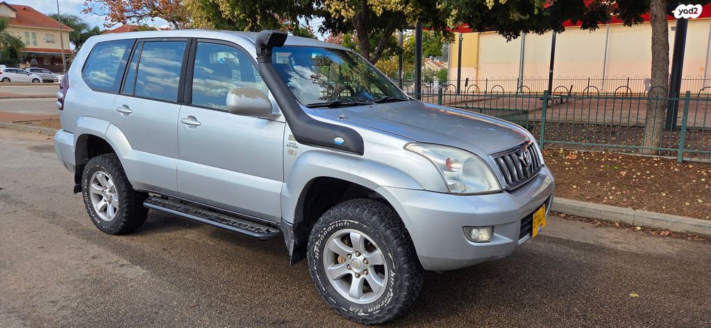 מודעת רכב טויוטה לנד קרוזר