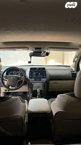 מודעת רכב טויוטה לנד קרוזר