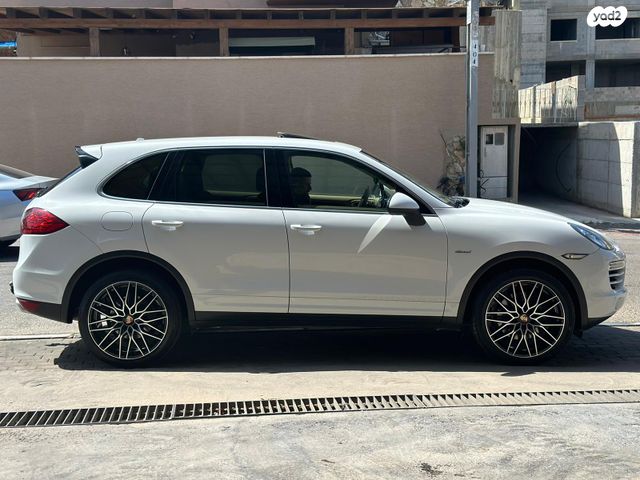 פורשה קאיין