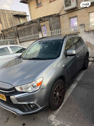 מודעת רכב מיצובישי ASX