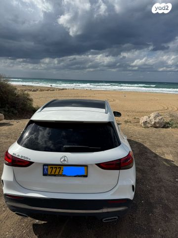 מודעת רכב מרצדס-בנץ GLA