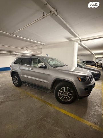 מודעת רכב ג'יפ גרנד צ'ירוקי