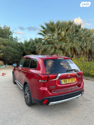 מיצובישי אאוטלנדר