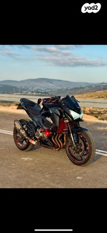 קאוואסאקי Z800R