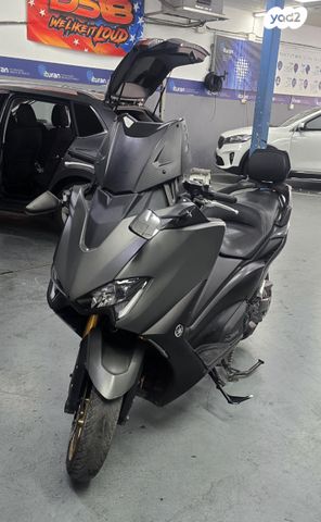 ימאהה Tmax 560 Tech