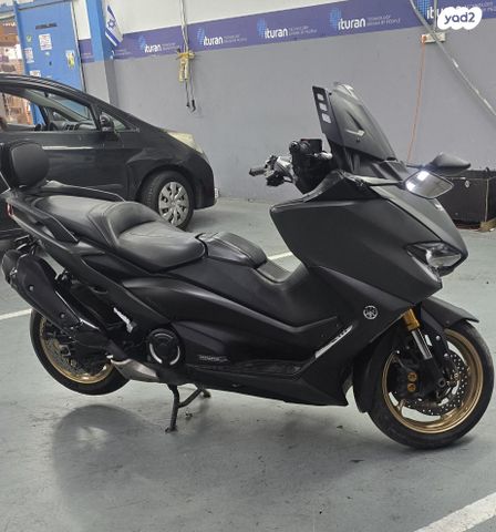 ימאהה Tmax 560 Tech