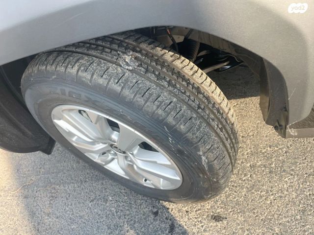 טויוטה יאריס קרוס