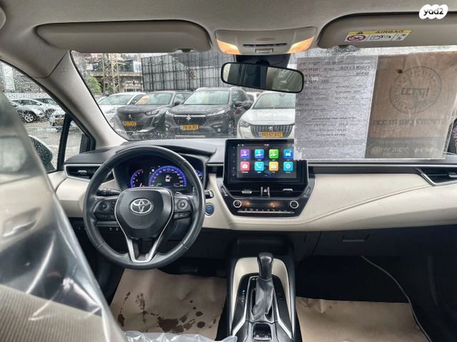 טויוטה קורולה