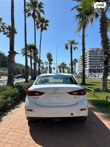 מאזדה 3