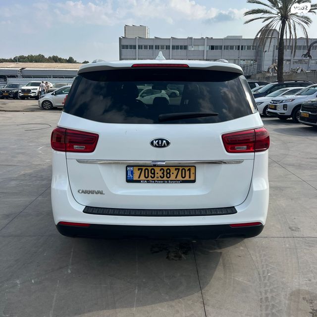 מודעת רכב קיה קרניבל 1