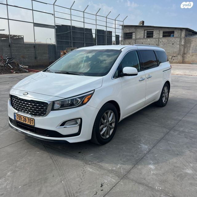 מודעת רכב קיה קרניבל