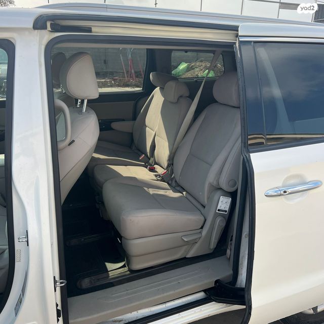 מודעת רכב קיה קרניבל 2