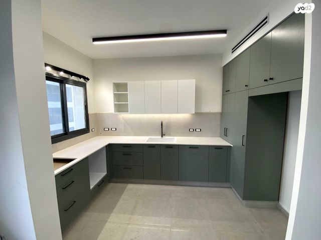 גולדה מאיר 54