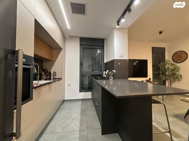 דירה, ישעיהו 7, שיכון רסקו, קרית אונו