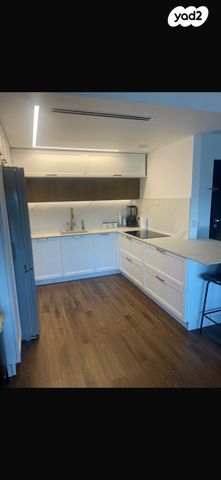 יעקב טהון 13