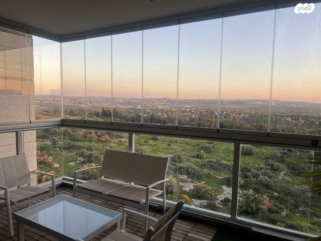 דירה, נחל צלמון 1, צור יצחק, צור יצחק