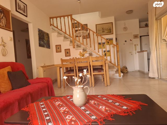 דופלקס, עדעד 41, נאות בגין, לב יבנה, יבנה