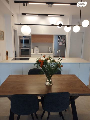 דירה, סברי מרנן 49, עיר היין, אשקלון