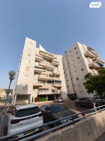 קדושי קהיר 33