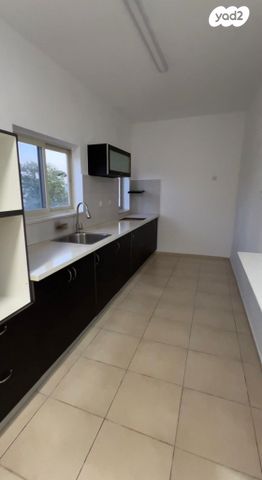 דירה, משה שרת 21, קרית חיים מזרחית, חיפה