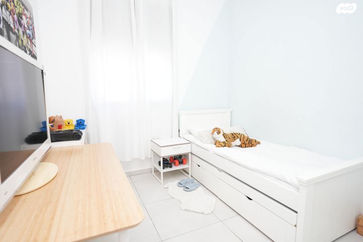 דירה, שוהם 50, אבני חן, חריש