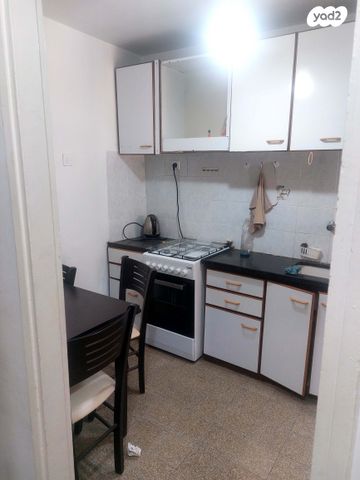 דירה, יוסף שפרינצק 41, שיכון א', קרית שמונה