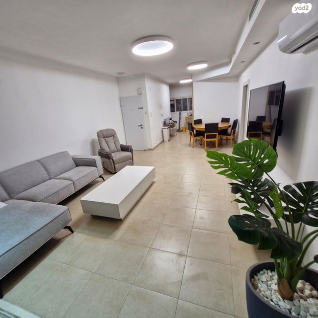 דירה, ראובן 4, מרכז העיר, סביניה, הוותיקה, קרית ביאליק