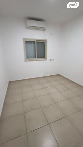 דירה, משה שרת 21, קרית חיים מזרחית, חיפה