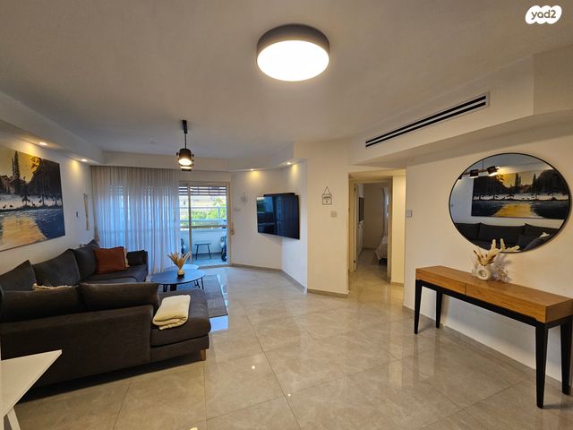 שדרות דואני 14