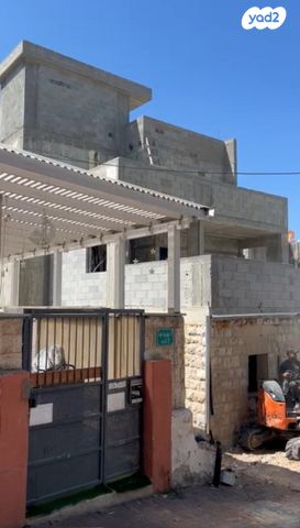 בניין מגורים, הירדן 7, חליסה, חיפה