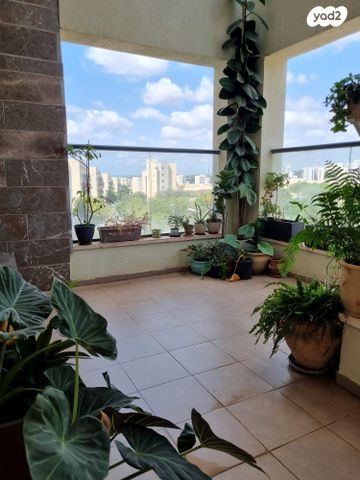 דירה, טופז 21, אבני חן, חריש