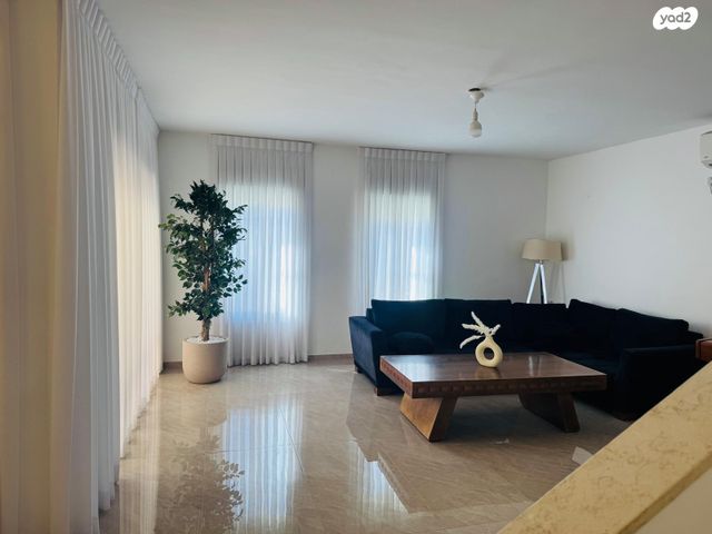 בית פרטי/ קוטג', גפן 12, מעוז ציון א', מבשרת ציון