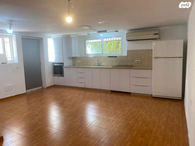 בית פרטי/ קוטג', גפן 12, מעוז ציון א', מבשרת ציון