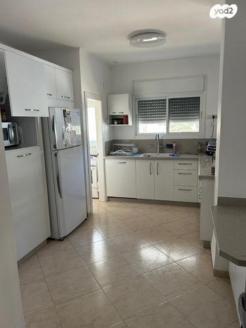 דירה, דגניה 24, שיכון עובדים, טבריה