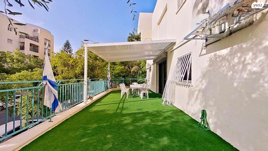 דירת גן, חרצית 44, הפרחים, מודיעין מכבים רעות