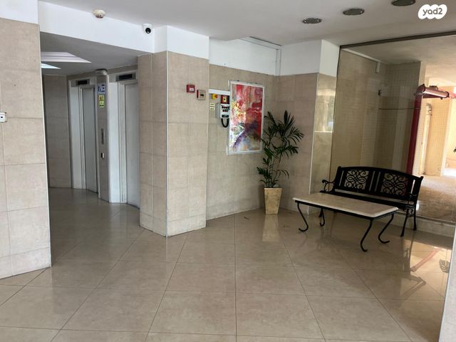 דירה, משה שרת 39, קרית שרת מזרח, חולון