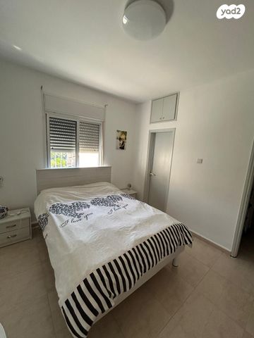 דירה, דגניה 24, שיכון עובדים, טבריה