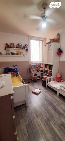 דירה, ד"ר אברהם אליהו הרכבי 3, תל חיים, תל אביב יפו