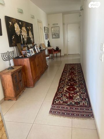 דירה, פנחס רוזן 52, הרצליה ב', הרצליה