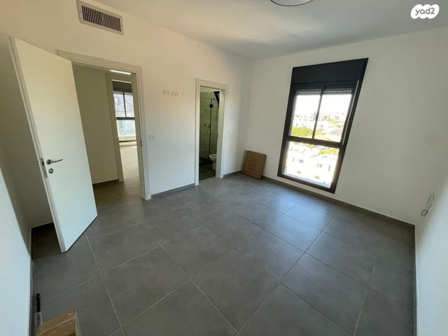 דירה, דגן 12, עמירם, פרדס חנה כרכור