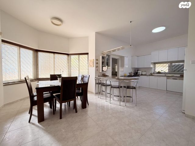 בית פרטי/ קוטג', אליהו חכים 9, רמות, באר שבע