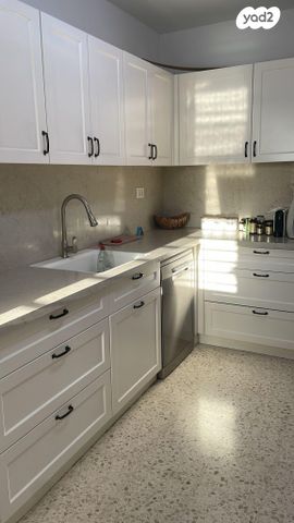 דירה, האר"י 39, רמת חן ובן ציון, נתניה