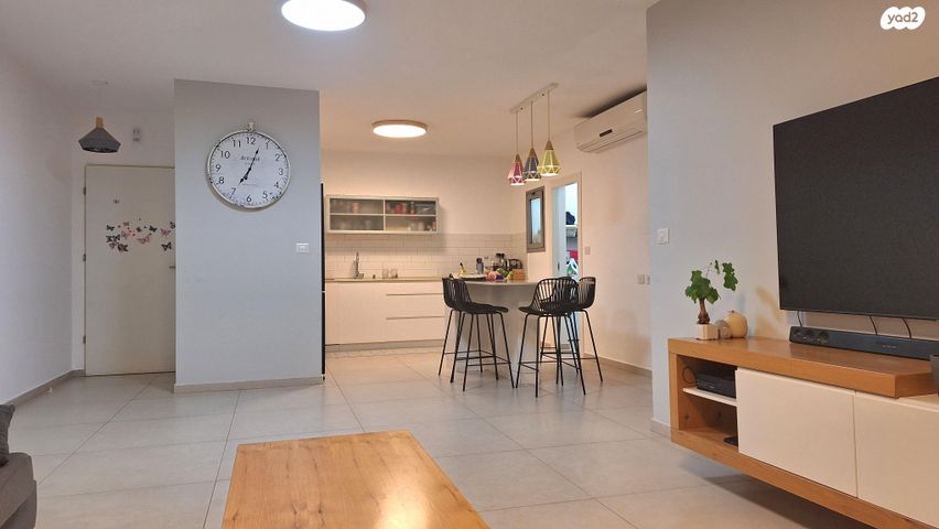 דירה, גולן 32, גבעת טל, אלפי מנשה