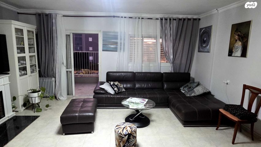 דירה, האלה 3, גני יער, לוד