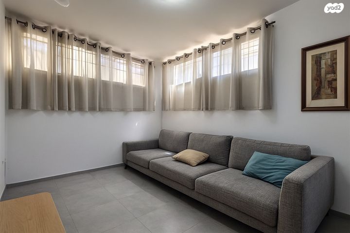 יהושע גיבשטיין 6