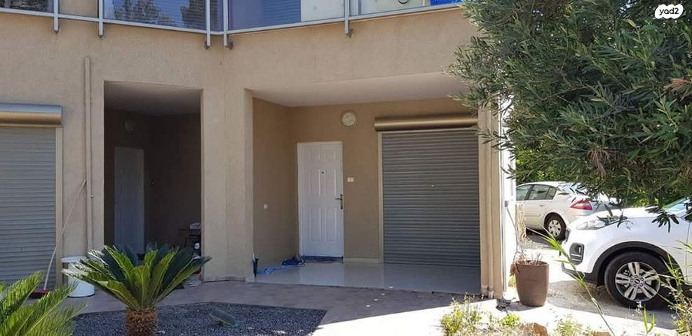 דירה, סמטת הנביאים 36, שיכון ג, טבריה