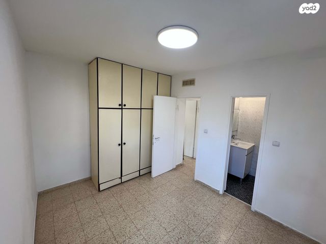 דירה, שדרות בן אב"י 44, נוף הטיילת, נתניה